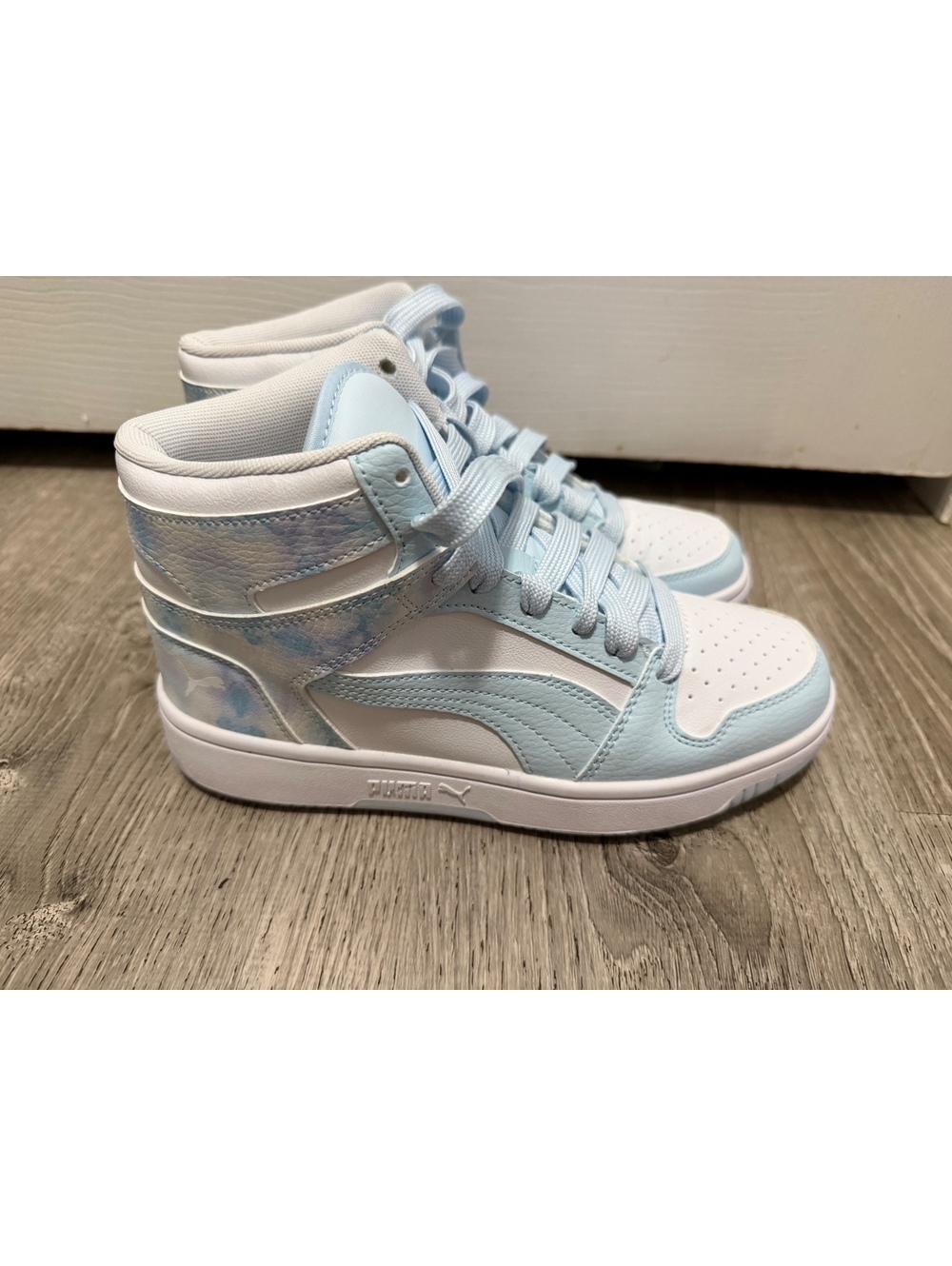 Puma Sneakers